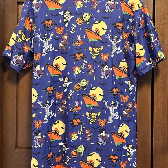 Enchanted Dress Shop Disney Halloween on the High Seas/Cruise knot top Small NIP - Picture 3 of 5